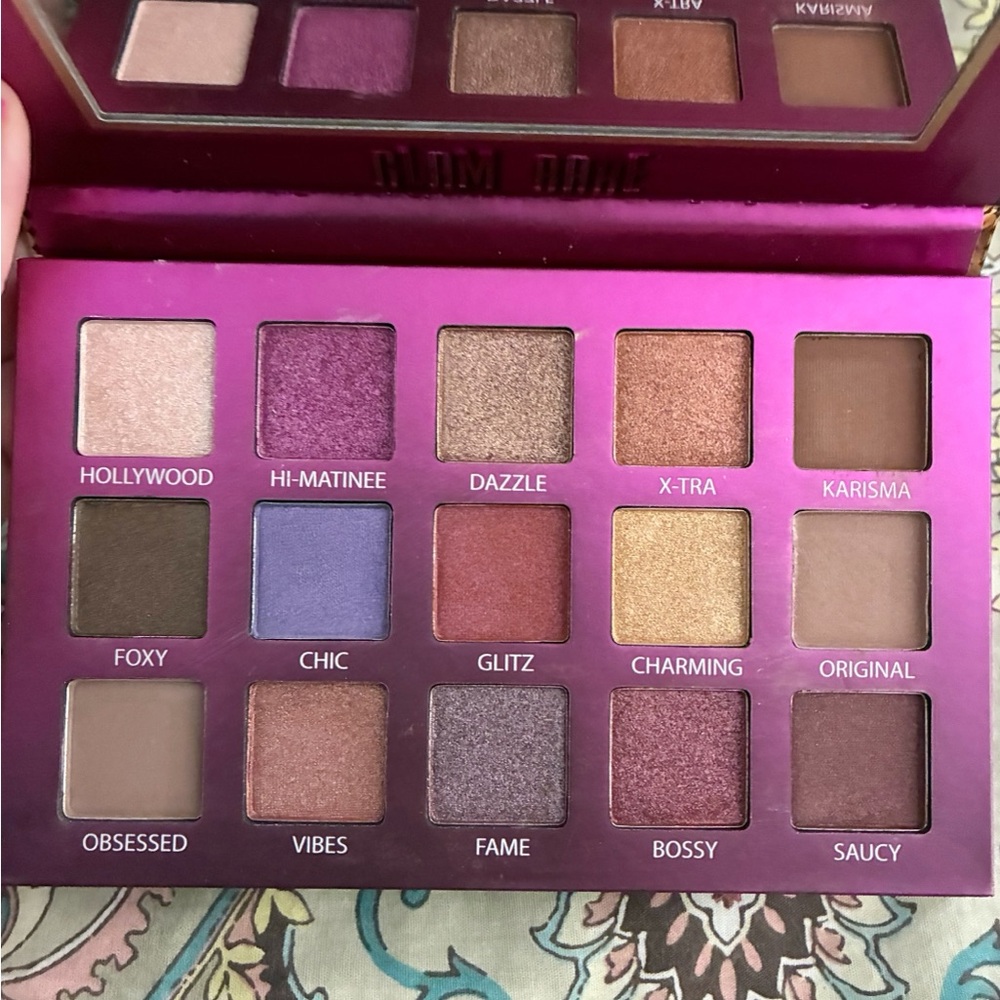 [ FIRM price ] Trend Beauty Glam eyeshadow palette